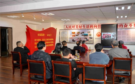 心中的感動(dòng) 化之為行動(dòng)！-- 收看學(xué)習《榜樣5》
